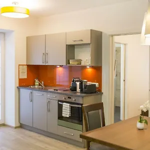 Apartment By Gruene Zur Post - 100 % Bio & Ceconi, Salzburg